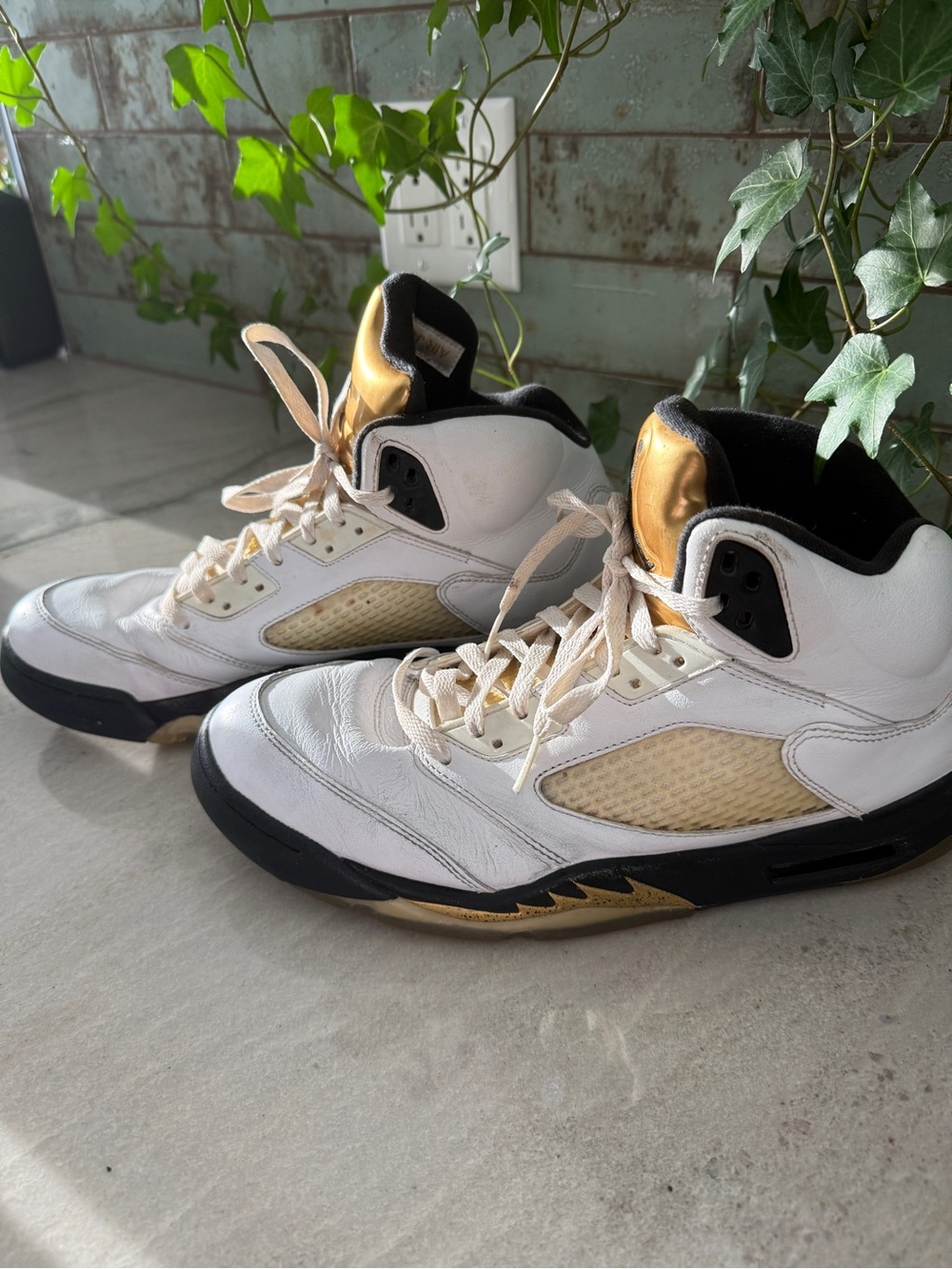 Air Jordan 5 Retro "Olympic" (2016) - Gold Medal - Size 12 - 136027-133